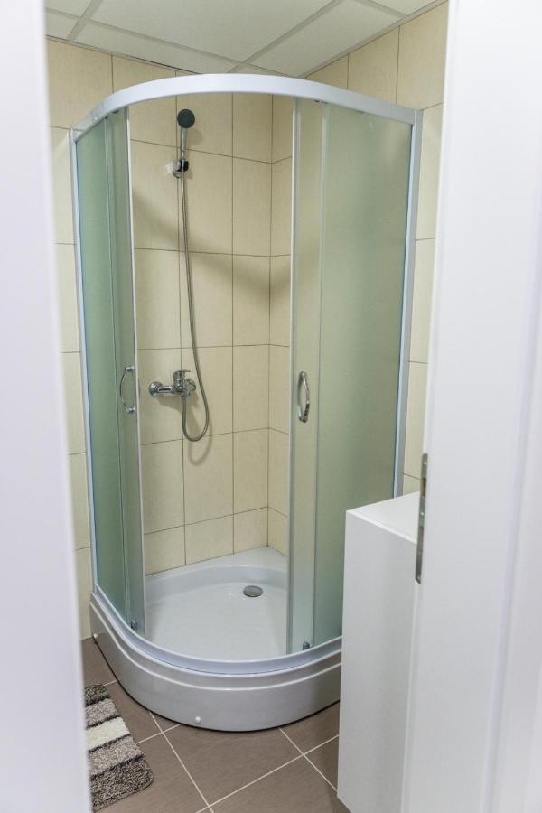 Bella Apartmani Jagodina Esterno foto