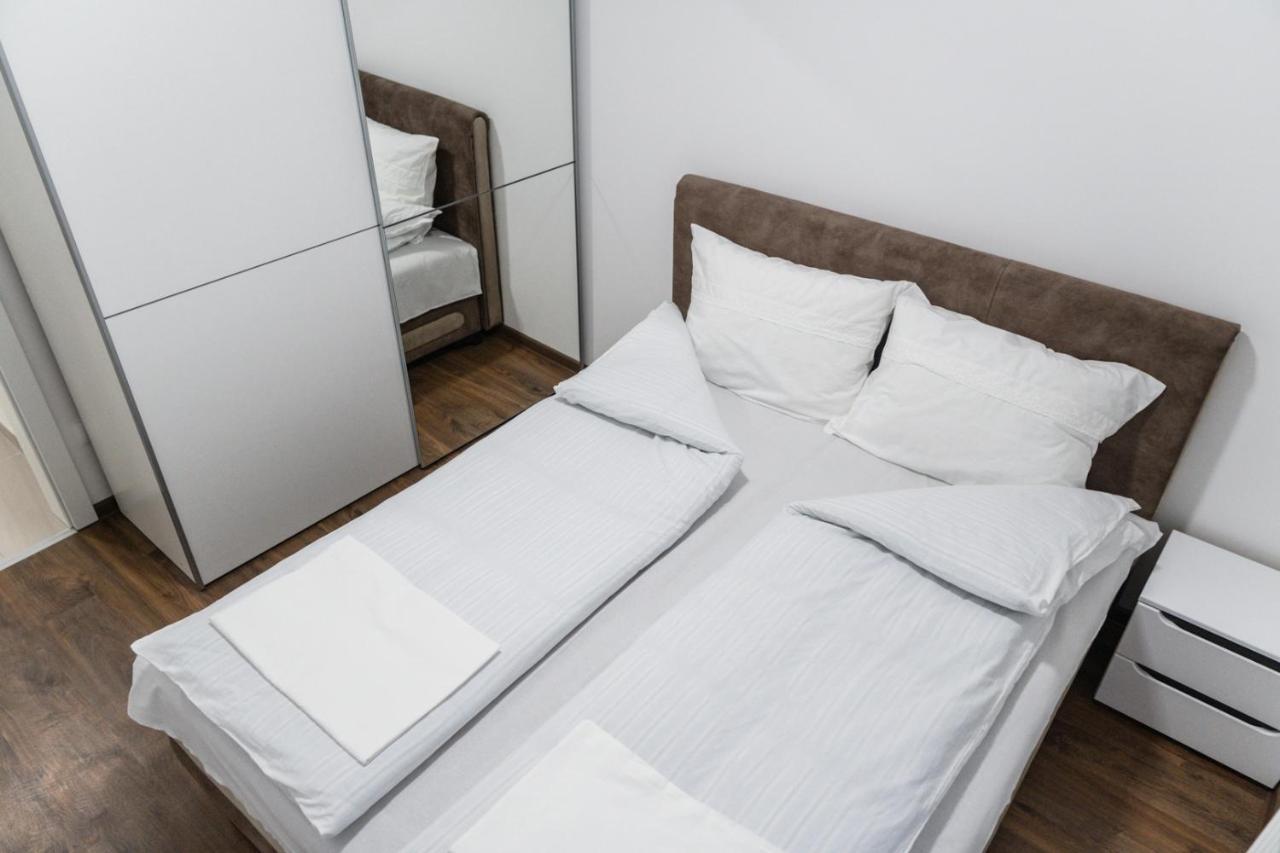 Bella Apartmani Jagodina Esterno foto