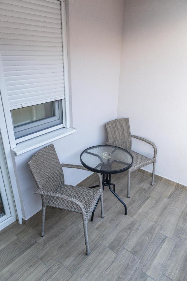 Bella Apartmani Jagodina Esterno foto