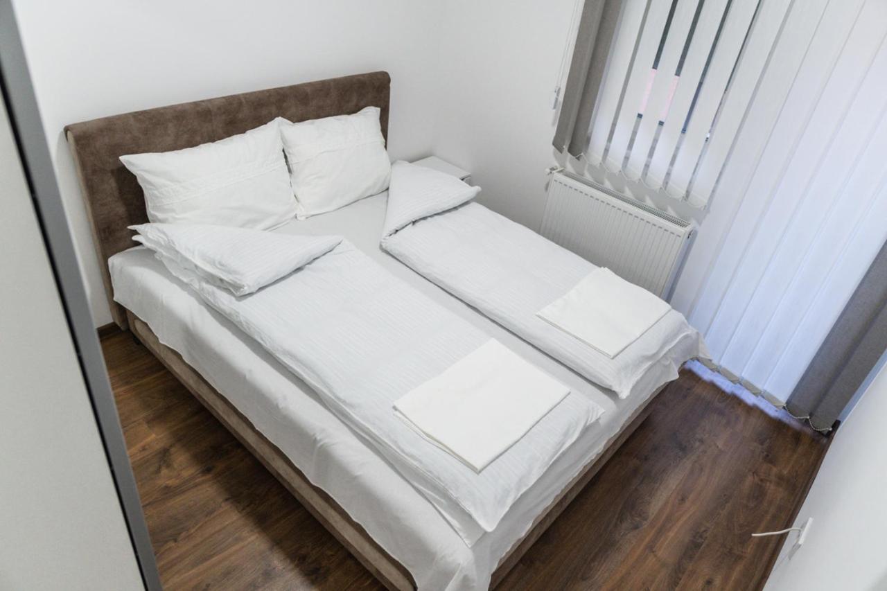 Bella Apartmani Jagodina Esterno foto